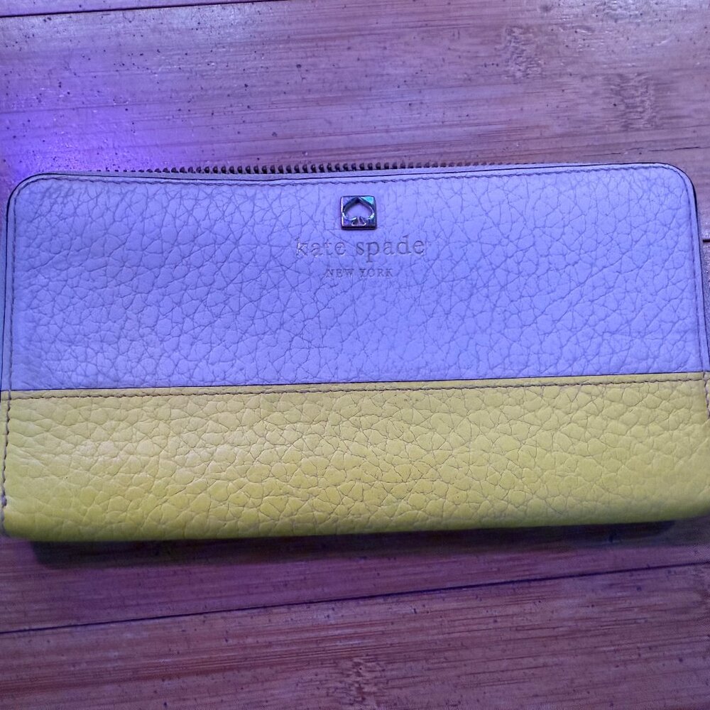 ✨ Kate Spade Colorblock Zip-Around Leather Wallet — Yellow & Cream ✨